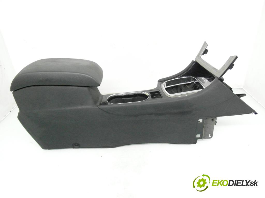 FORD MONDEO IV Turnier (BA7) KOMBI 2008 103,00 2.0 TDCi - QXBB 1997,00 Lakťová opierka 7S71A042B60AA ; 7S71A045A20