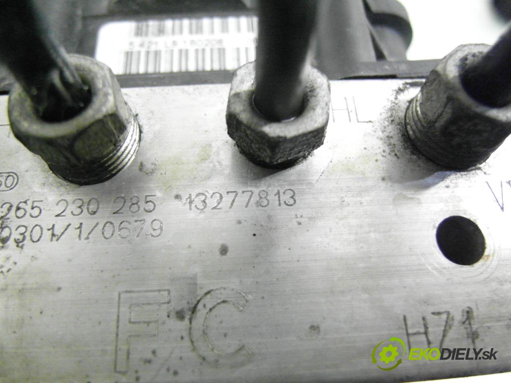 OPEL CORSA D (S07) HB 2008 44,00 1.0 12V 60 - Z 10 XEP 998,00 pumpa ABS 0265950402 ; 0265230285 ; 13277813 (Pumpa ABS)