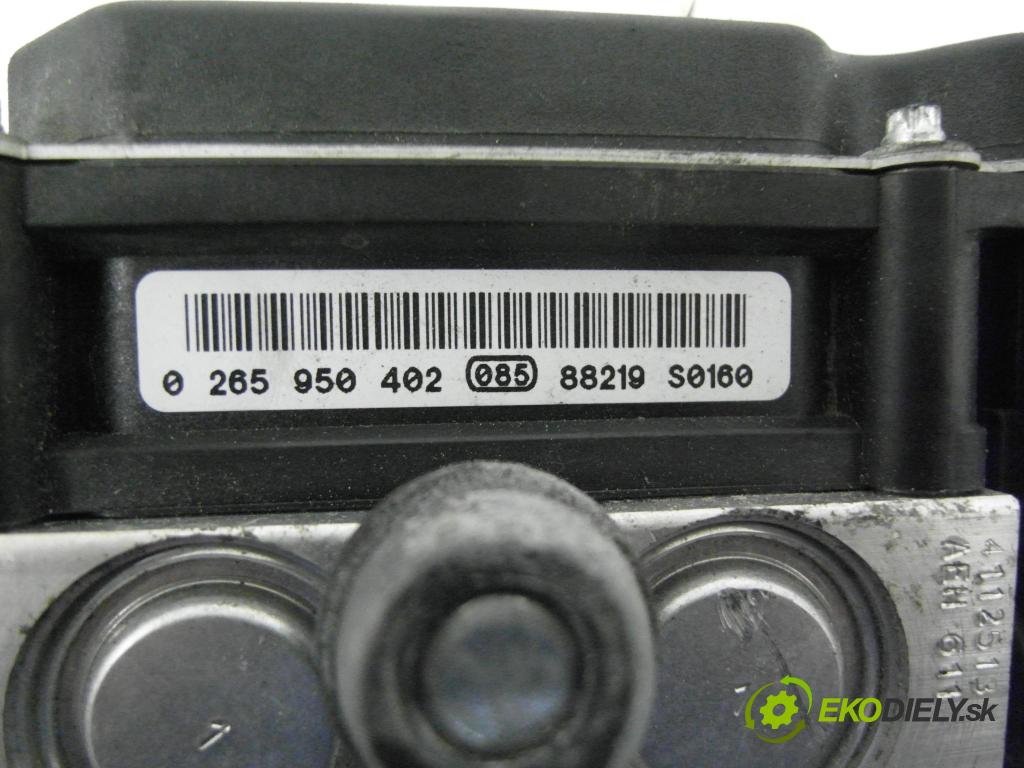 OPEL CORSA D (S07) HB 2008 44,00 1.0 12V 60 - Z 10 XEP 998,00 pumpa ABS 0265950402 ; 0265230285 ; 13277813 (Pumpa ABS)
