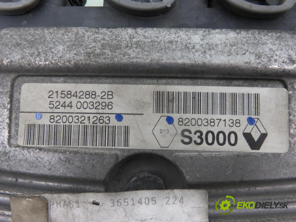 RENAULT MEGANE II (BM0/1_, CM0/1_) HB 2004 72,00 1.4 16V (BM0B, CM0B) - K4J 730 1390,00 spinačka / imobilizéra IMMO / Riadiaca jednotka 8200321263 ; 8200387138 ; 8200306033C