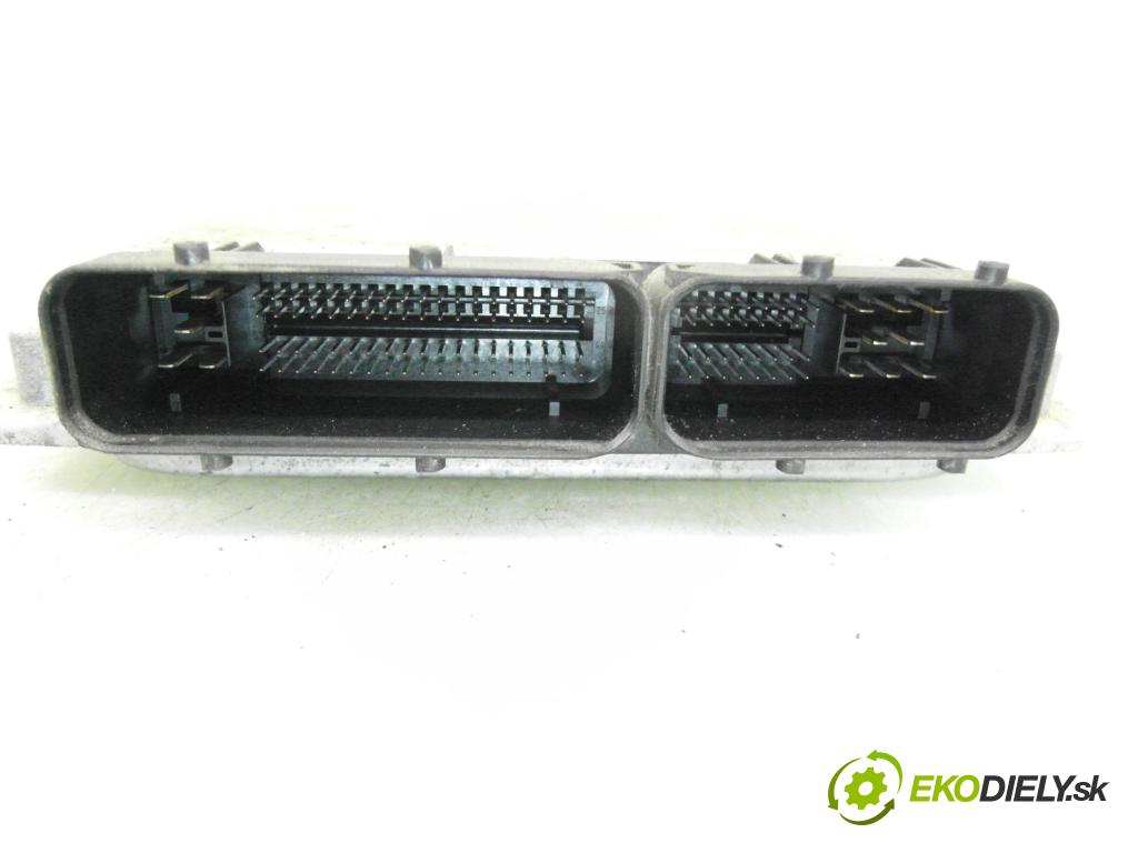 AUDI A3 (8L1) HB 2000 81,00 1.9 TDI 110 - AHF 1896,00 Riadiaca jednotka Motor 038906012BB ; 0281010123