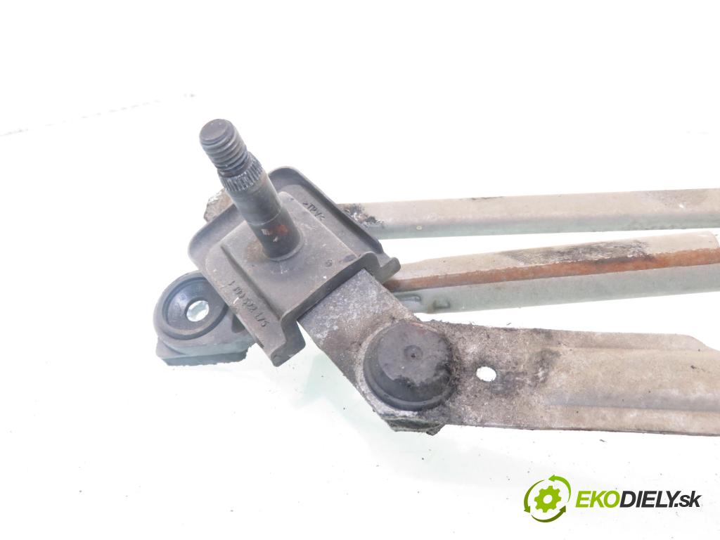 FORD MONDEO IV Turnier (BA7) KOMBI 2008 103,00 2.0 TDCi - QXBB 1997,00 Motorček stieračov 7S7117508AA ; 0390241633 ; 3397021018
