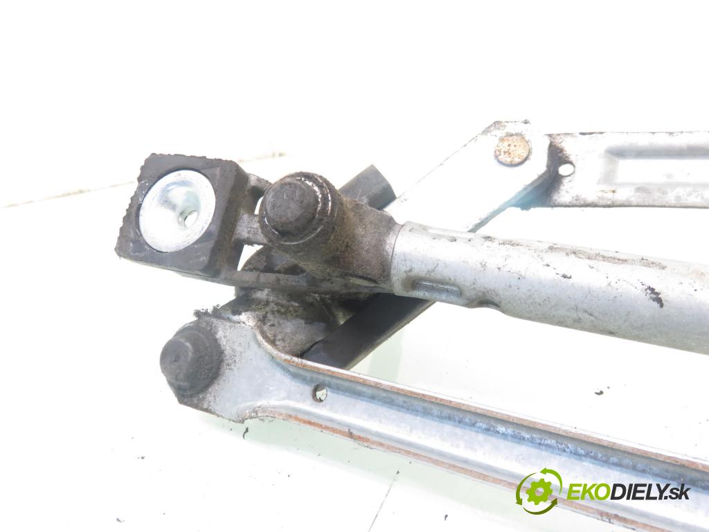 FORD MONDEO IV Turnier (BA7) KOMBI 2008 103,00 2.0 TDCi - QXBB 1997,00 Motorček stieračov 7S7117508AA ; 0390241633 ; 3397021018