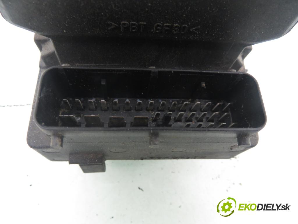 AUDI A6 Avant (4B5, C5) KOMBI 2002 125,00 2.4 - BDV 2393,00 Pumpa ABS 0273004285 ; 8E0614111C ; 0265220411 (Pumpa ABS)