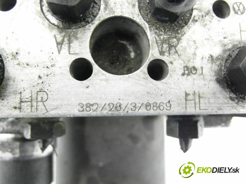 AUDI A4 (8D2, B5) SEDAN 1998 81,00 1.9 TDI 110 - AFN 1896,00 Pumpa ABS 0265225048 ; 8E0614517 ; 0130108 (Pumpa ABS)