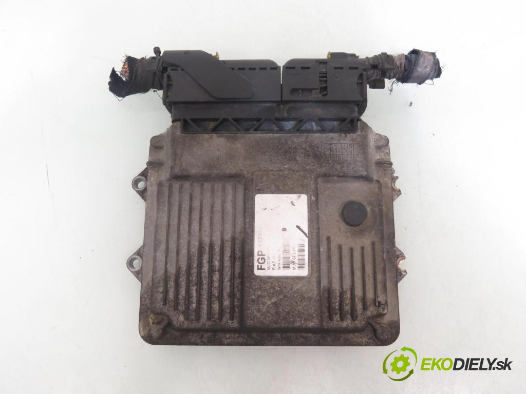 FIAT GRANDE PUNTO (199_) HB 2006 55,00 1.3 D Multijet 75 - 199 A2.000 1248,00 Riadiaca jednotka Motor 51781563