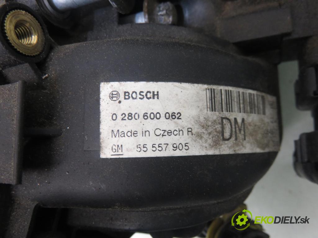 OPEL CORSA D (S07) HB 2008 44,00 1.0 12V 60 - Z 10 XEP 998,00 Potrubie 0280600062 ; 0261230101 ; 1928498092