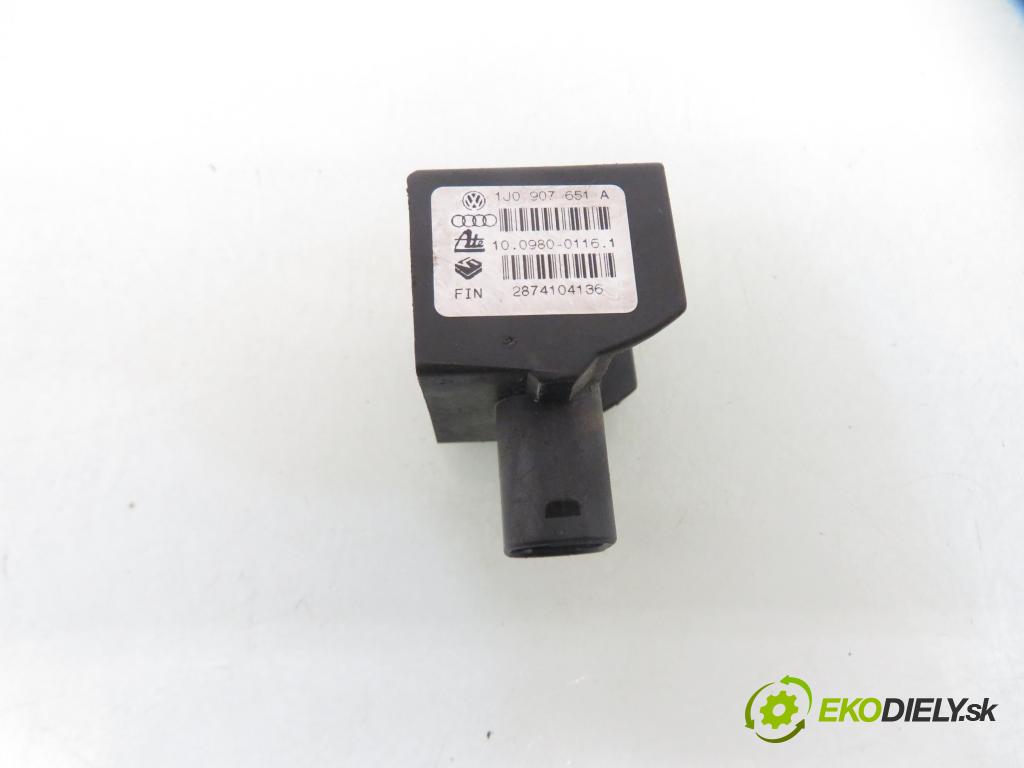 AUDI A3 (8L1) HB 2001 66,00 1.9 TDI 90 - ALH 1896,00 MODUL ESP 1J0907651A