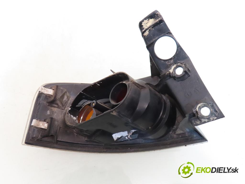SEAT IBIZA III (6L1) HB 2003 55,00 1.4 16V - BBY 1390,00 Svetlo pravé zadné 6L6945096E ; 6L6945112D