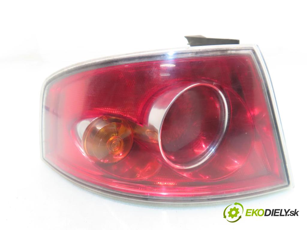 SEAT IBIZA III (6L1) HB 2003 55,00 1.4 16V - BBY 1390,00 Svetlo ľavé zadné 6L6945095A ; 6L6945111
