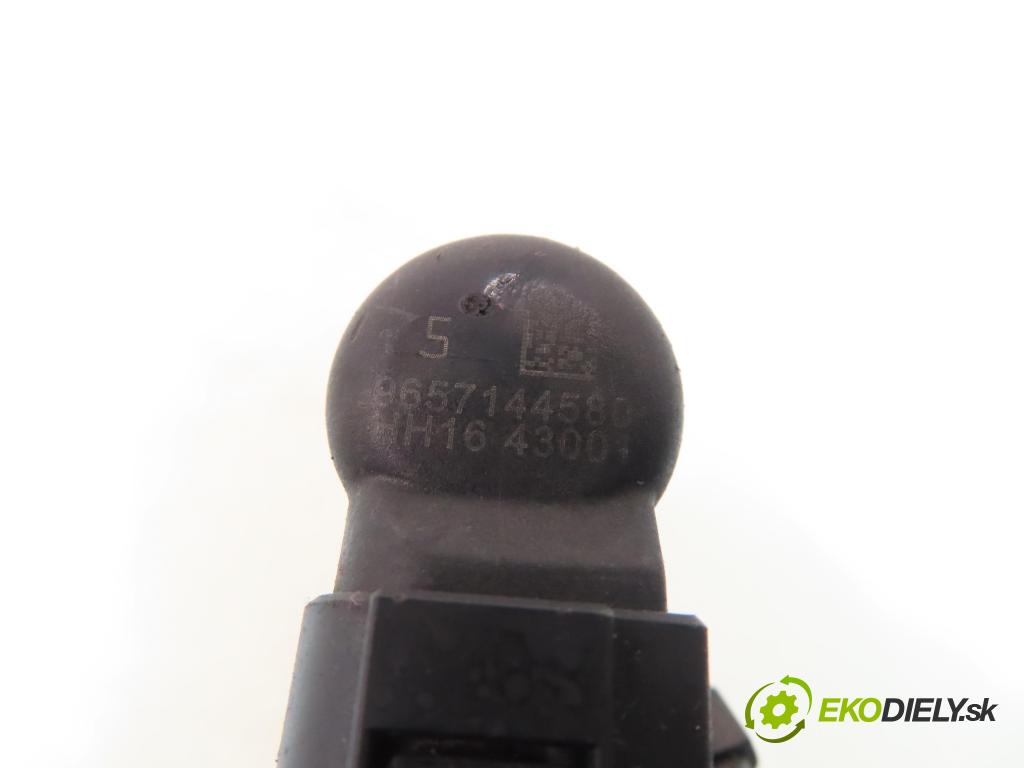 FORD MONDEO IV Turnier (BA7) KOMBI 2009 103,00 2.0 TDCi - QXBA 1997,00 vstrekovač 9657144580 (Vstrekovač paliva)