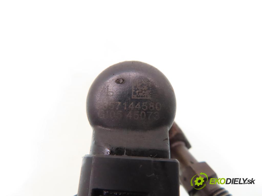 FORD MONDEO IV Turnier (BA7) KOMBI 2009 103,00 2.0 TDCi - QXBA 1997,00 vstrekovač 9657144580 (Vstrekovač paliva)