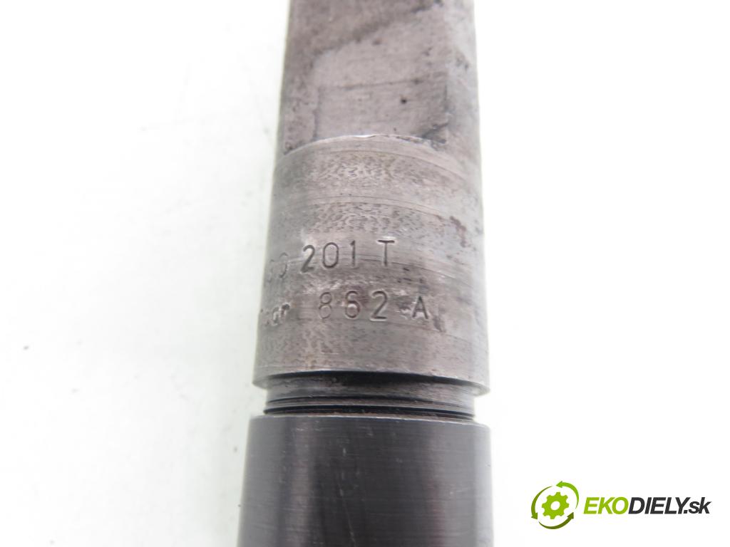 AUDI A4 (8D2, B5) SEDAN 1998 81,00 1.9 TDI 110 - AFN 1896,00 Vstrekovacie ventily 028130201S ; 028130201T (Vstrekovací ventil)