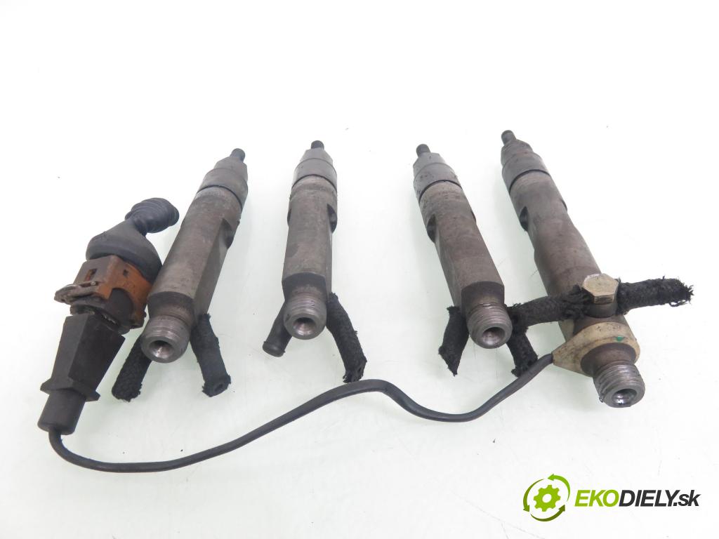 AUDI A4 (8D2, B5) SEDAN 1998 81,00 1.9 TDI 110 - AFN 1896,00 Vstrekovacie ventily 028130201S ; 028130201T (Vstrekovací ventil)