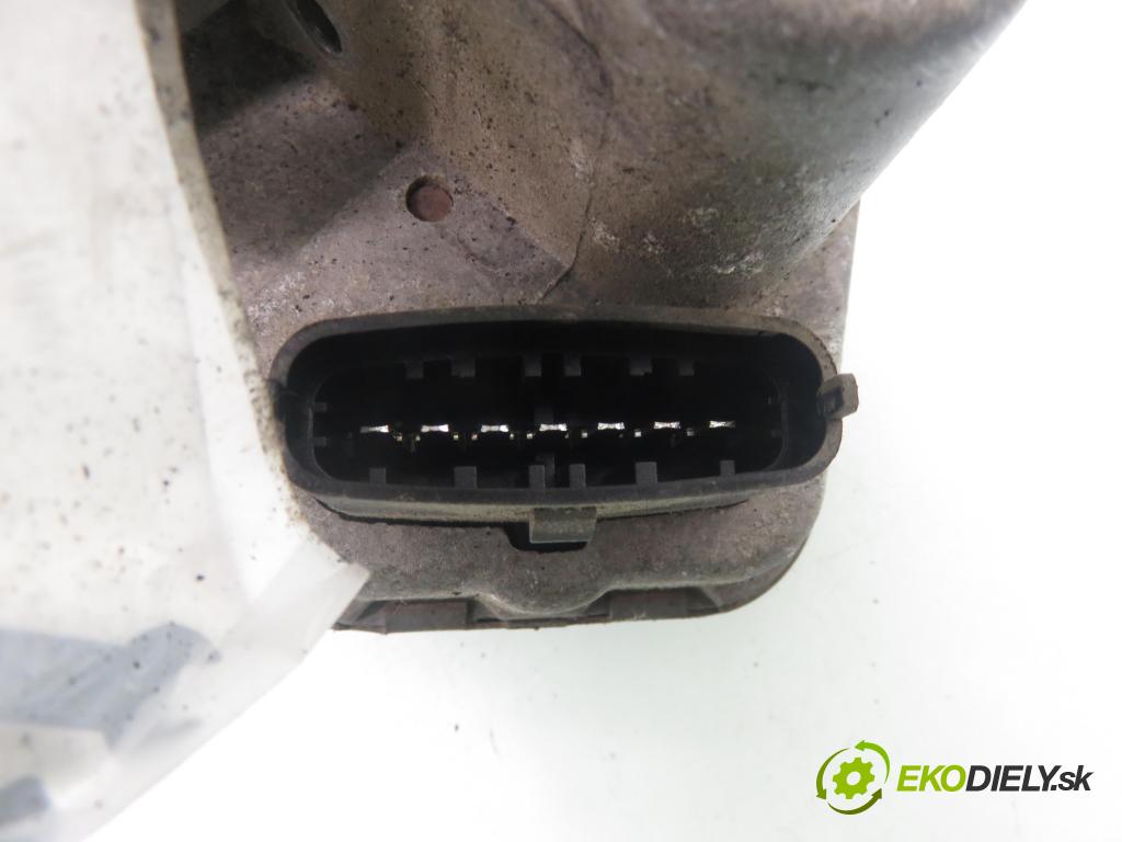SKODA FELICIA II (6U1) HB 2000 50,00 1.3 MPI 68 1289,00 škrtíci klapka 047133061 ; 5WP4270 (Škrticí klapka)