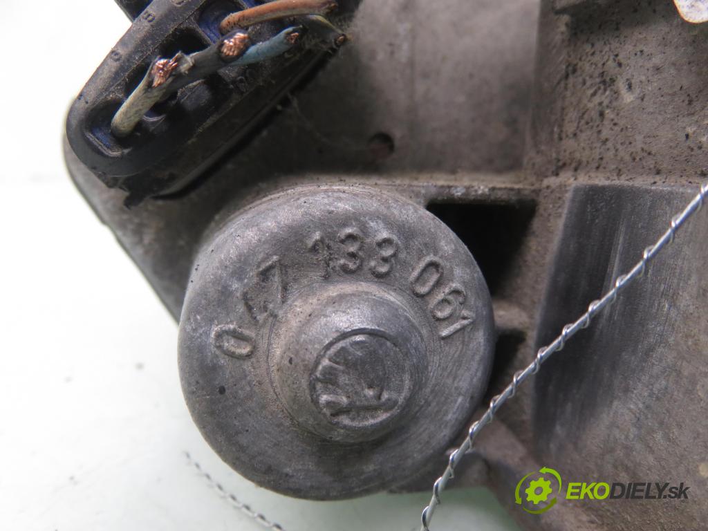 SKODA FELICIA II (6U1) HB 2000 50,00 1.3 MPI 68 1289,00 Škrtiaca klapka 047133061 ; 5WP4270 (Škrtiaca klapka)
