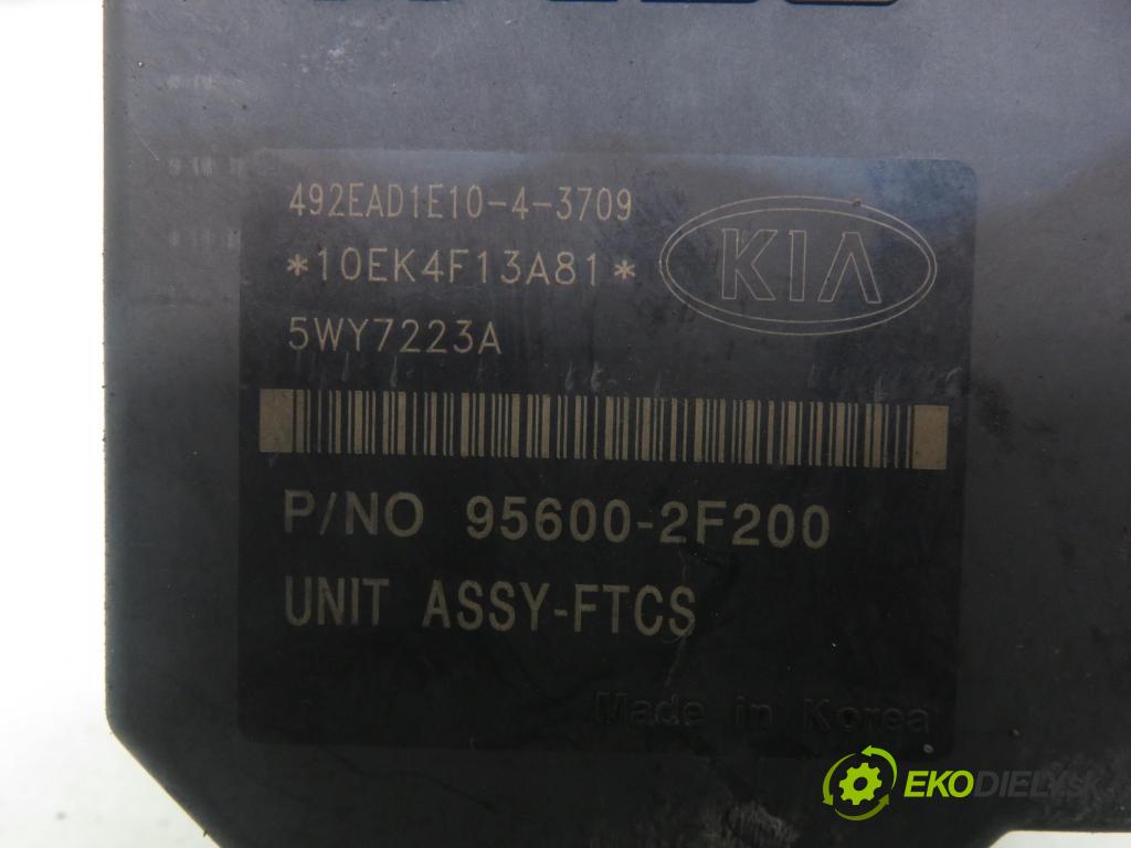KIA CERATO I liftback (LD) HB 2004 105,00 2 - G4GC 1975,00 Pumpa ABS 956002F200 ; 5WY7223A ; 589202F200 (Pumpa ABS)