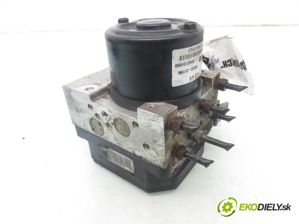 KIA CERATO I liftback (LD) HB 2004 105,00 2 - G4GC 1975,00 Pumpa ABS 956002F200 ; 5WY7223A ; 589202F200 (Pumpa ABS)