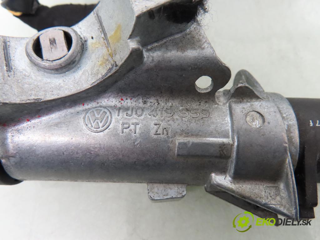 AUDI A6 (4B2, C5) SEDAN 1997 121,00 2.4 V6 165 - ALF 2393,00 spinačka / imobilizéra IMMO / Riadiaca jednotka 4B0907552F ; 0261204812 ; 4B0962258A