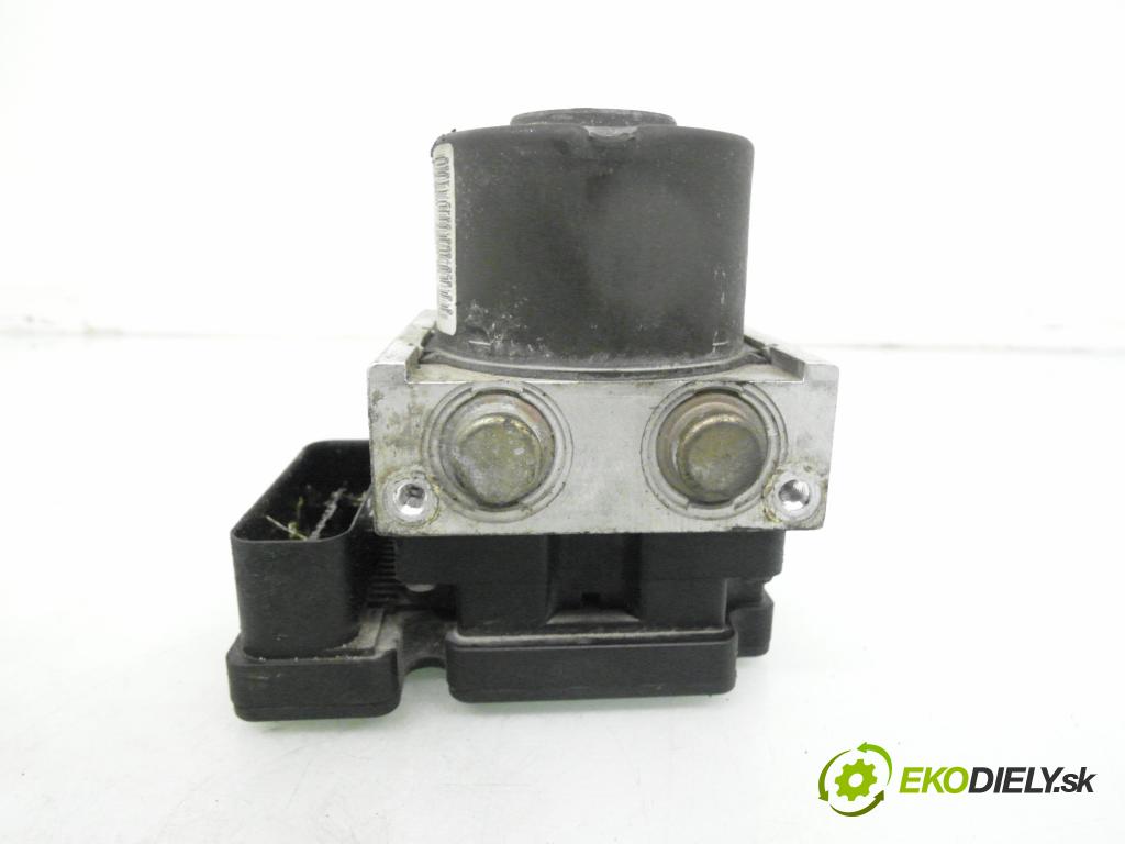 CITROEN C3 I (FC_) HB 2002 54,00 1.4 i - KFV (TU3JP) 1360,00 Pumpa ABS 10097011063 ; 9641965380 ; 10020700014 (Pumpa ABS)