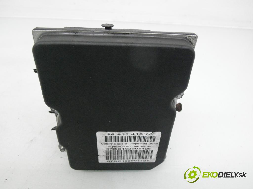 PEUGEOT 307 SW (3H) KOMBI 2006 80,00 1.6 HDI 110 - 9HZ (DV6TED4) 1560,00 Pumpa ABS 9663241680 ; 0265235237 ; 9661887180 (Pumpa ABS)