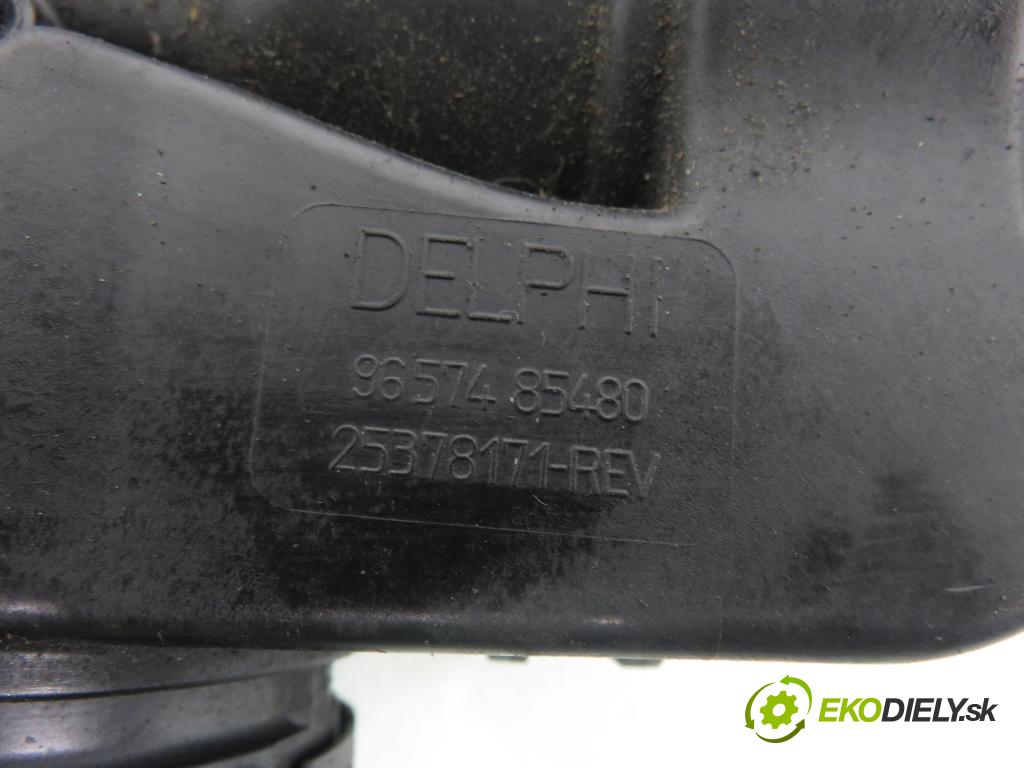 PEUGEOT 307 SW (3H) KOMBI 2006 80,00 1.6 HDI 110 - 9HZ (DV6TED4) 1560,00 Škrtiaca klapka 9657485480 ; 25378171 (Škrtiaca klapka)