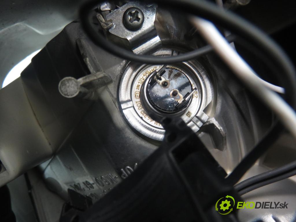 RENAULT MODUS / GRAND MODUS (F/JP0_) HB 2004 55,00 1.2 (JP0C, JP0K, FP0C, FP0K, FP0P, JP0P, JP0T) - D 1149,00 Svetlo PP 8200652044