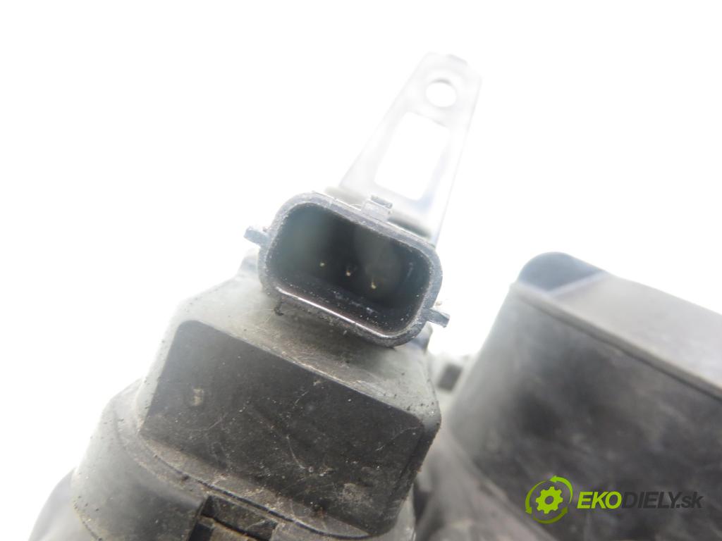 RENAULT MODUS / GRAND MODUS (F/JP0_) HB 2004 55,00 1.2 (JP0C, JP0K, FP0C, FP0K, FP0P, JP0P, JP0T) - D 1149,00 Svetlo PP 8200652044