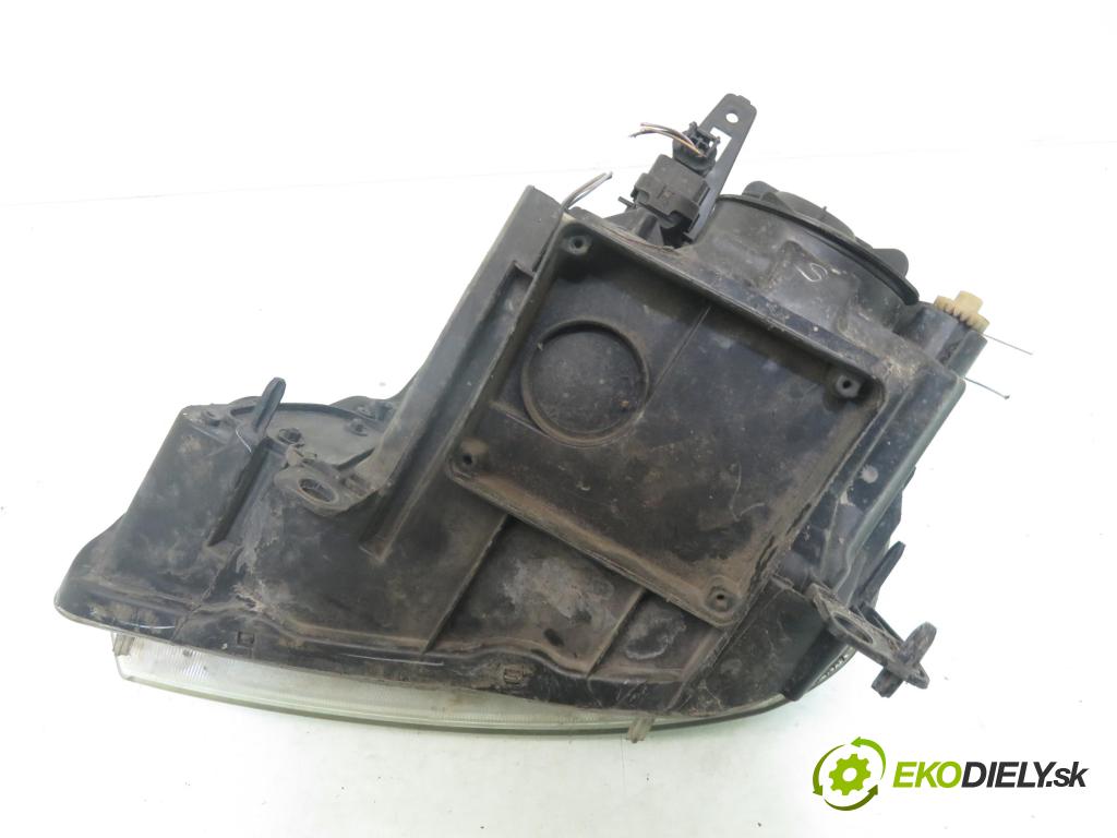 RENAULT MODUS / GRAND MODUS (F/JP0_) HB 2004 55,00 1.2 (JP0C, JP0K, FP0C, FP0K, FP0P, JP0P, JP0T) - D 1149,00 Svetlo PP 8200652044