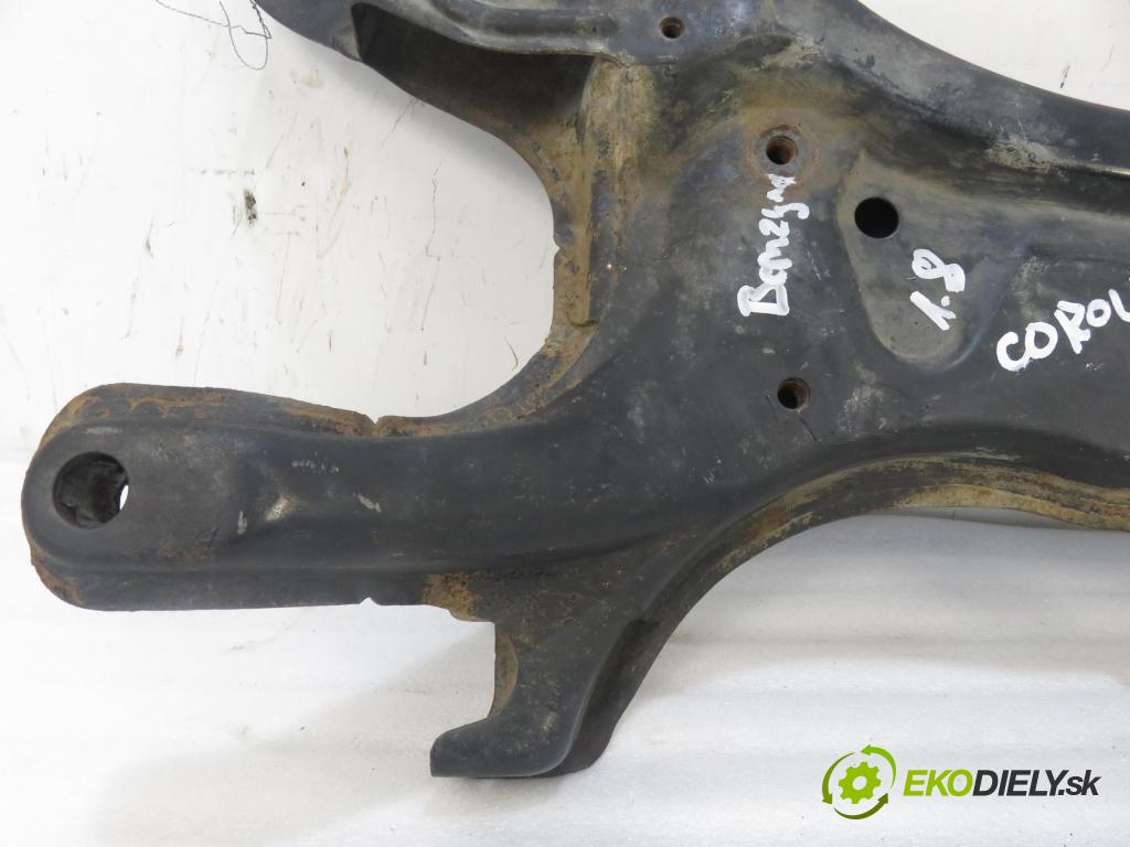 TOYOTA COROLLA Verso (_E12_) MINIVAN 2004 99,00 1.8 VVT-i 135 (ZZE122_) - 1ZZ-FE 1794,00 predný
