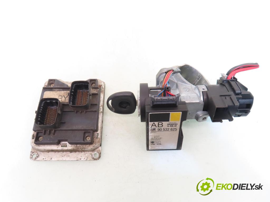 OPEL CORSA B (S93) HB 1998 40,00 1.0 i 12V 54 - X 10 XE 973,00 spinačka / imobilizéra IMMO / Riadiaca jednotka 0261204058 ; 90532609 ; 90457846