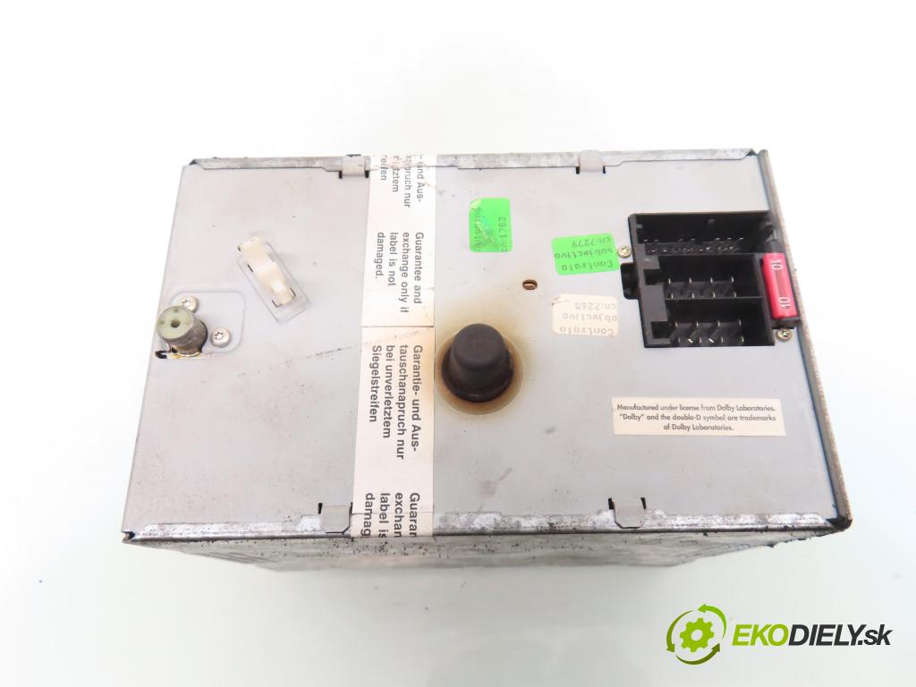 SEAT CORDOBA (6K2) SEDAN 2001 50,00 1.9 SDI - AGP 1896,00 RADIO Modul 6K0035186C