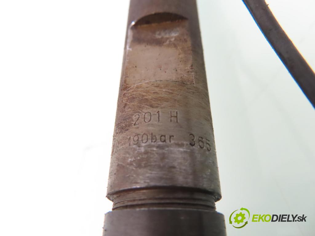 AUDI 80 Avant (8C, B4) KOMBI 1993 66,00 1.9 TDI - 1Z 1896,00 Vstrekovacie ventily 028130201H ; KBEL58P ; 028130201G (Vstrekovací ventil)
