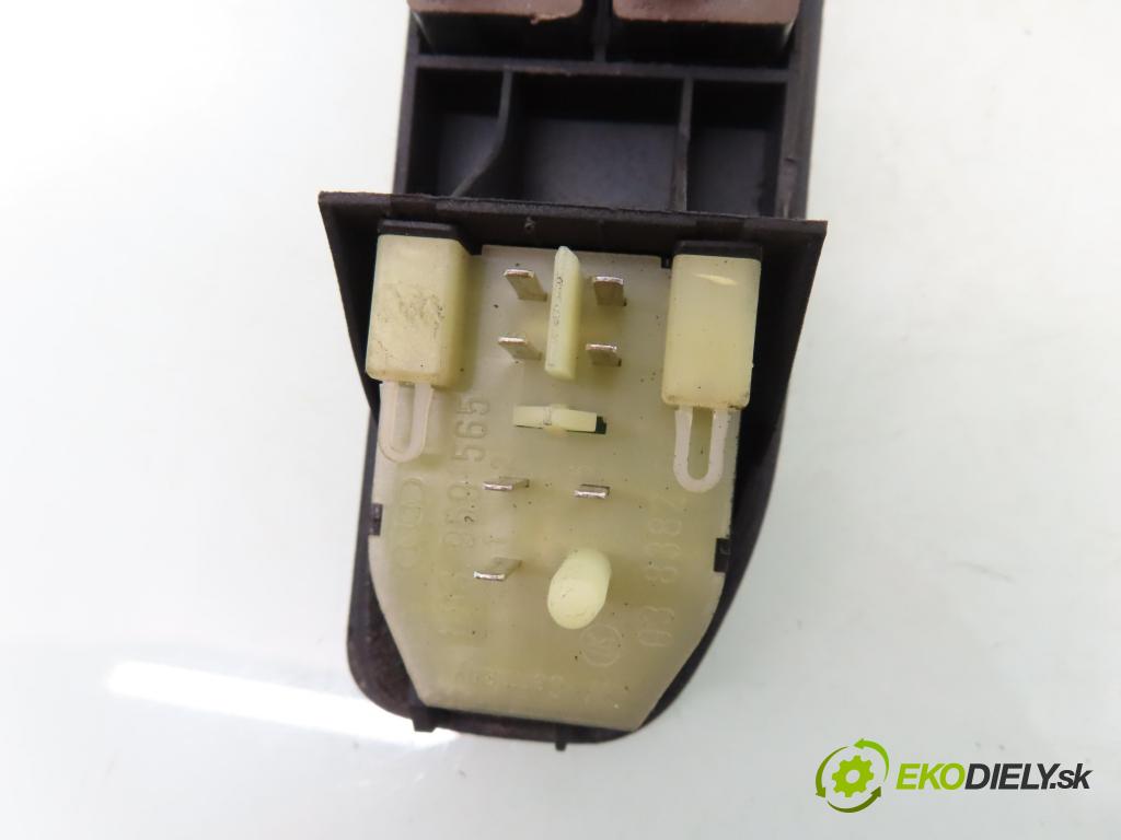 AUDI 80 Avant (8C, B4) KOMBI 1993 66,00 1.9 TDI - 1Z 1896,00 Panel ovládania okien 893867171G ; 893867171H ; 893959855