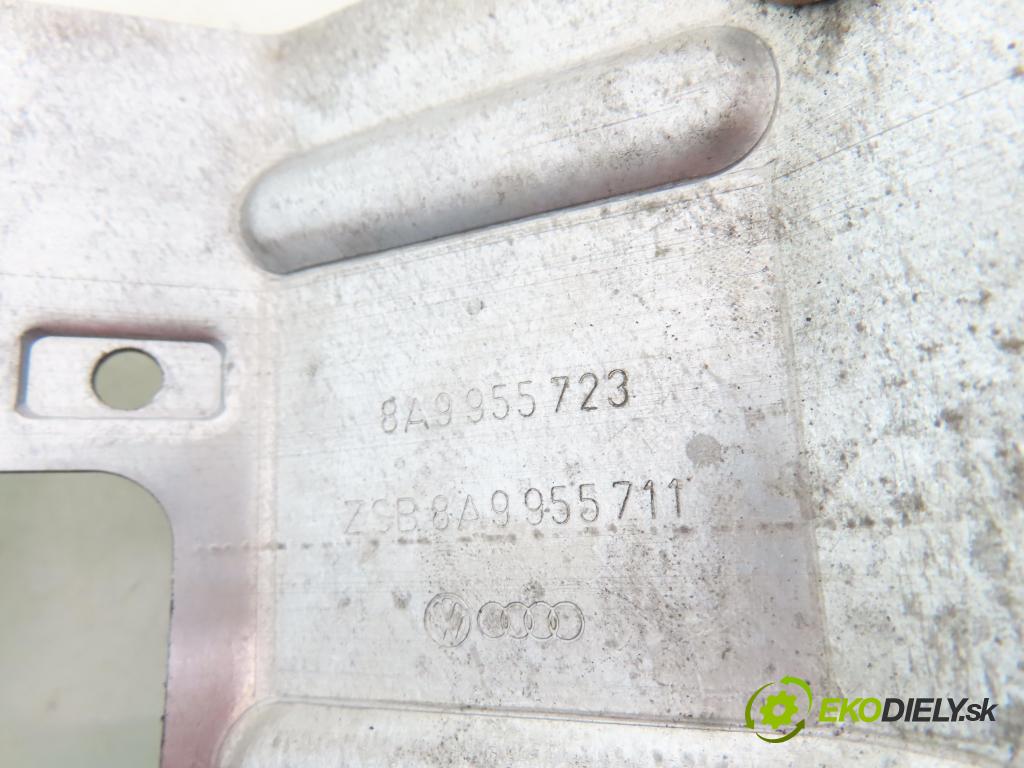 AUDI 80 Avant (8C, B4) KOMBI 1993 66,00 1.9 TDI - 1Z 1896,00 klika dveří kufr 8A9955723