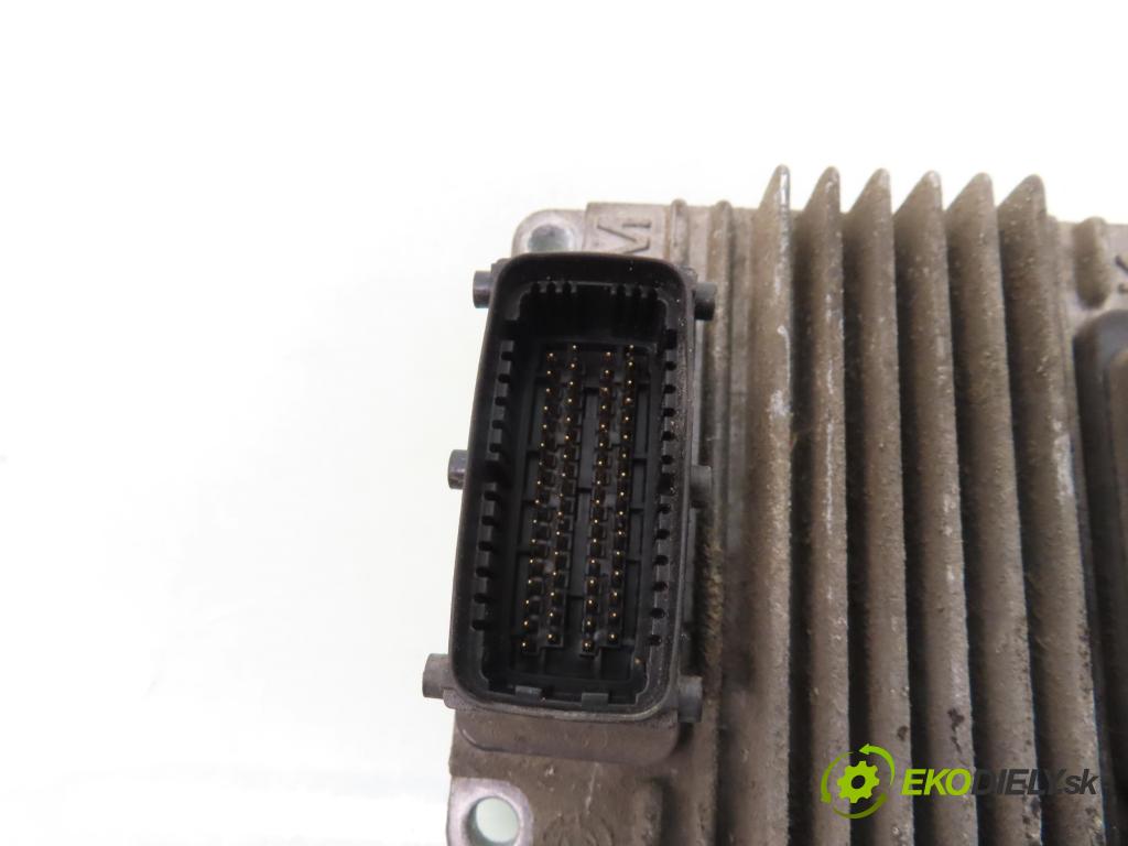 OPEL ASTRA G Kombi (T98) KOMBI 1998 66,00 1.4 16V - X 14 XE 1389,00 Riadiaca jednotka Motor 12214850
