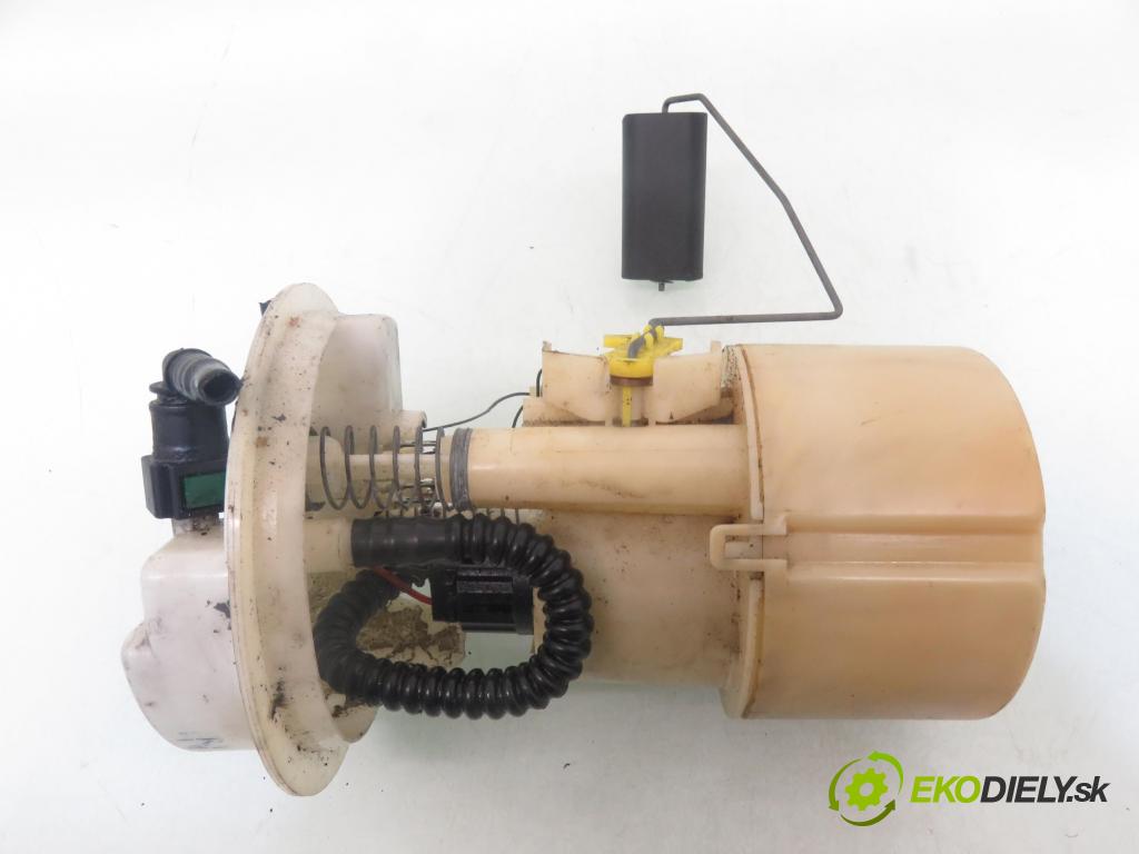 RENAULT CLIO II (BB_, CB_) HB 1999 43,00 1.2 8V 58 1149,00 Pumpa paliva 7700416988 ; 09740659902