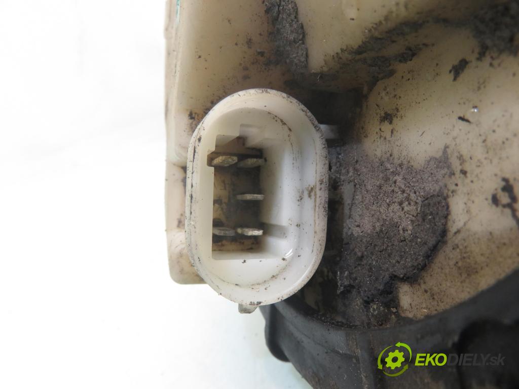 RENAULT CLIO II (BB_, CB_) HB 2002 72,00 1.4 16V (B/CB0P) - K4J 710 1390,00 pumpa paliva 7700829316C
