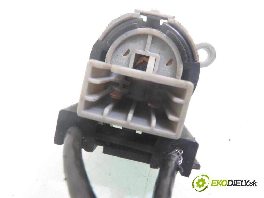FORD FOCUS (DAW, DBW) HB 2002 74,00 1.6 16V 100 - FYDA 1596,00 Lanko panel kúrenia 2M5111503AA ; 2M5111504AA