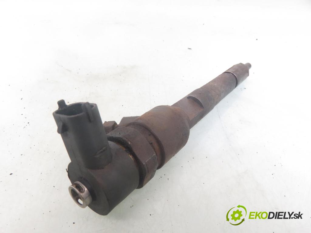 FIAT FIORINO nadwozie zamknięte / kombi (225_) FURGON 2009 70,00 1.3 D Multijet - 199 B1.000 1248,00 vstrekovač 0445110183 (Vstrekovač paliva)