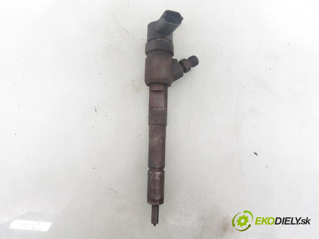 FIAT FIORINO nadwozie zamknięte / kombi (225_) FURGON 2009 70,00 1.3 D Multijet - 199 B1.000 1248,00 vstrekovač 0445110183 (Vstrekovač paliva)
