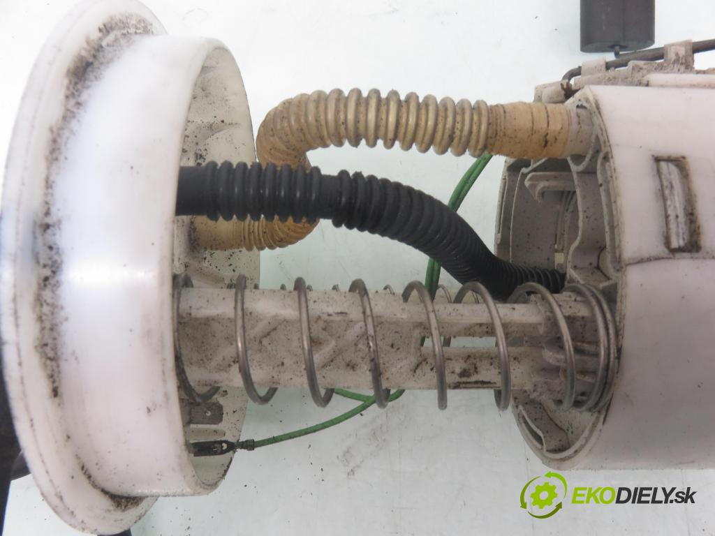 FORD FIESTA V (JH_, JD_) HB 2005 50,00 1.4 TDCi 8V 68 - F6JA 1399,00 Pumpa paliva 2S619275AF