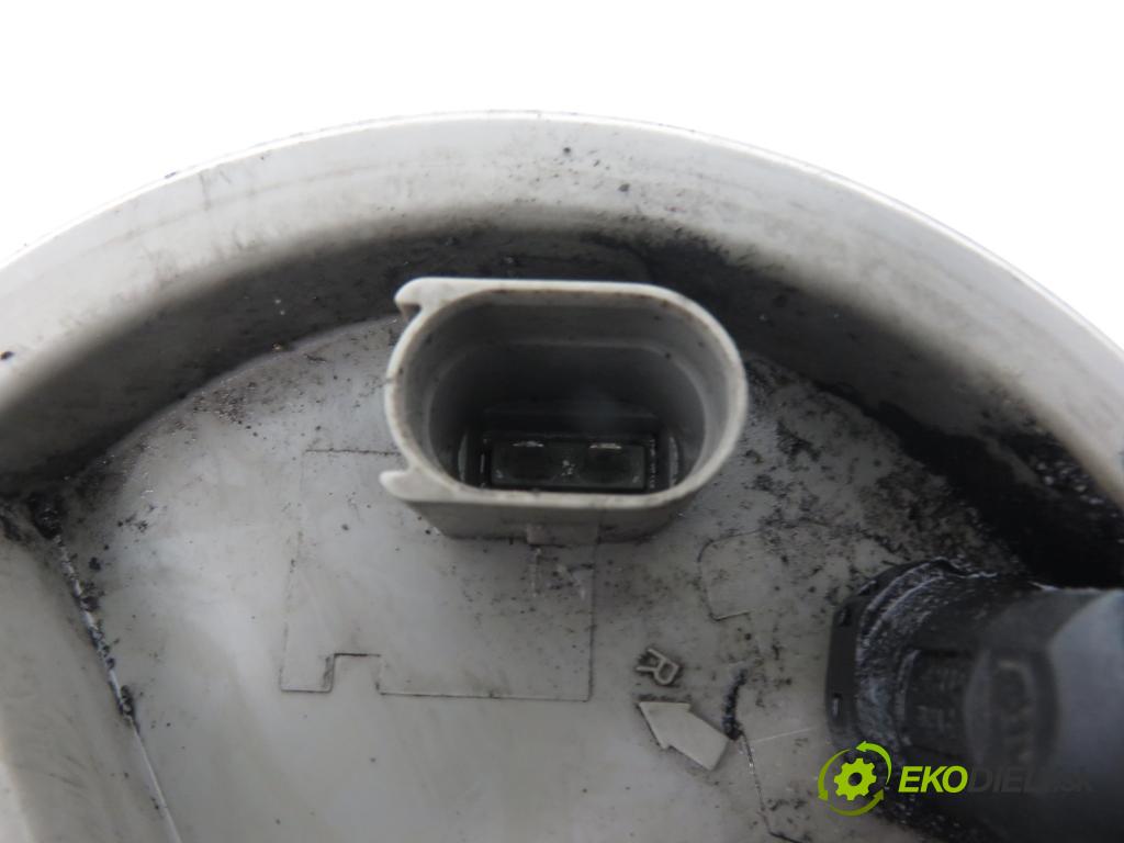 VW GOLF IV (1J1) HB 1998 81,00 1.9 TDI - AHF 1896,00 Pumpa paliva 1J0919183F ; 220806005005