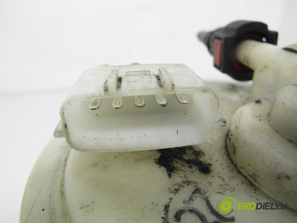 NISSAN PRIMERA (P12) LIFTBACK 2005 85,00 1.8 - QG18DE 1769,00 Pumpa paliva 0580313101 ; 17040AV710