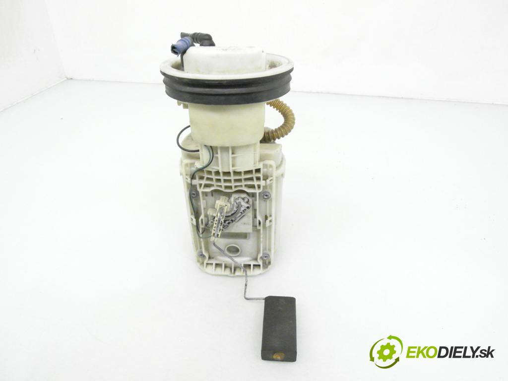 SKODA OCTAVIA I (1U2) SEDAN 1998 55,00 1.6 - AEE 1598,00 Pumpa paliva 1J0919051D ; 228233001001