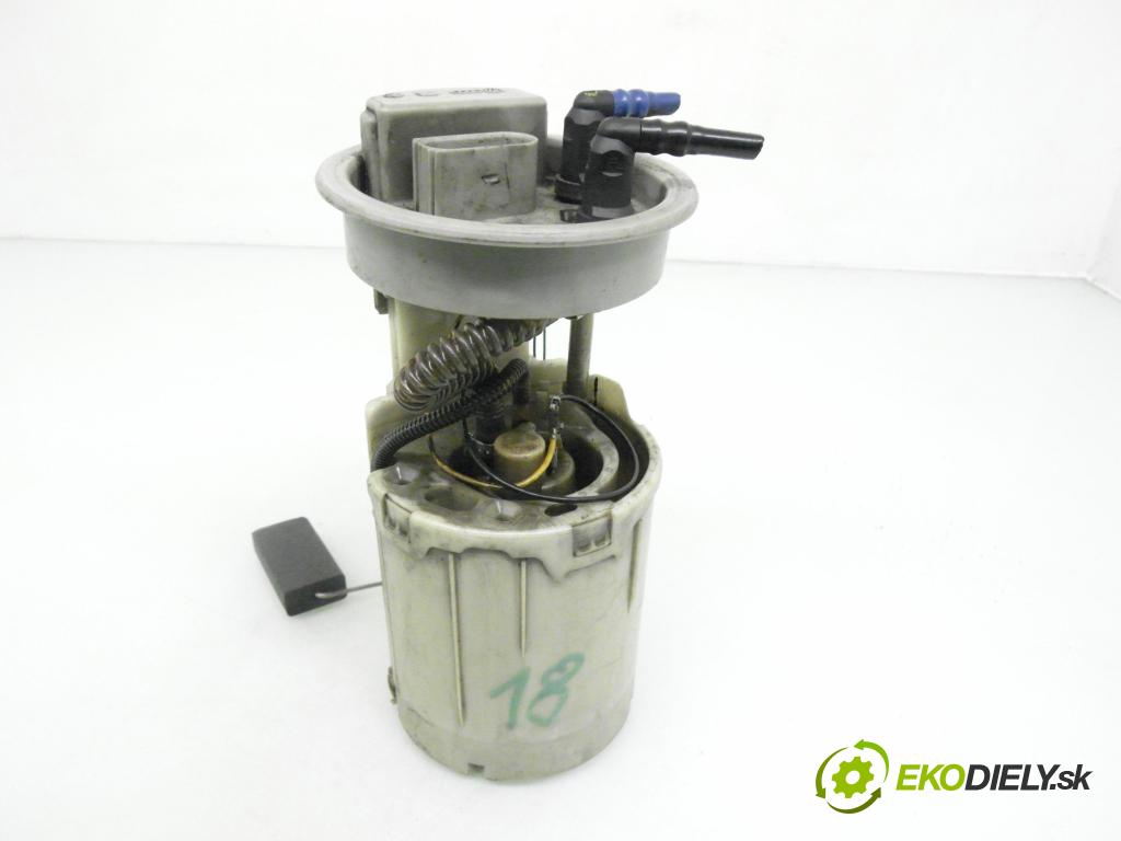AUDI A3 (8L1) HB 2001 81,00 1.9 TDI - AHF 1896,00 pumpa paliva 1J0919050 ; 220212001001