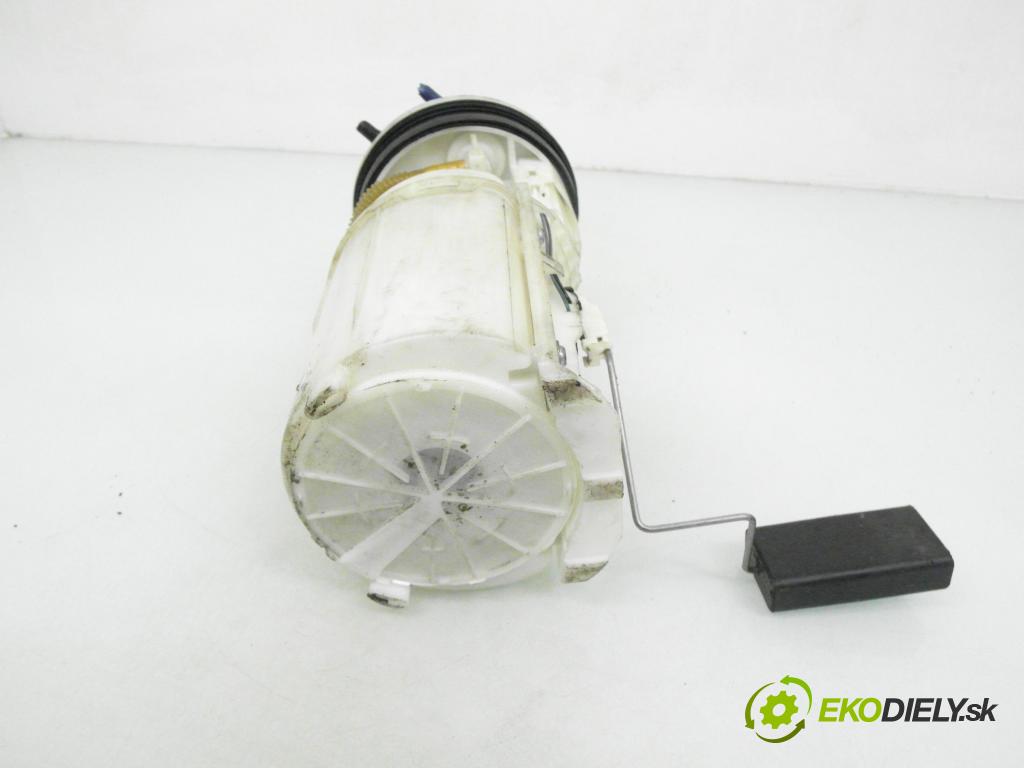 VW GOLF IV (1J1) HB 2001 55,00 1.4 16V - APE 1390,00 pumpa paliva 1J0919051H ; 228233001003