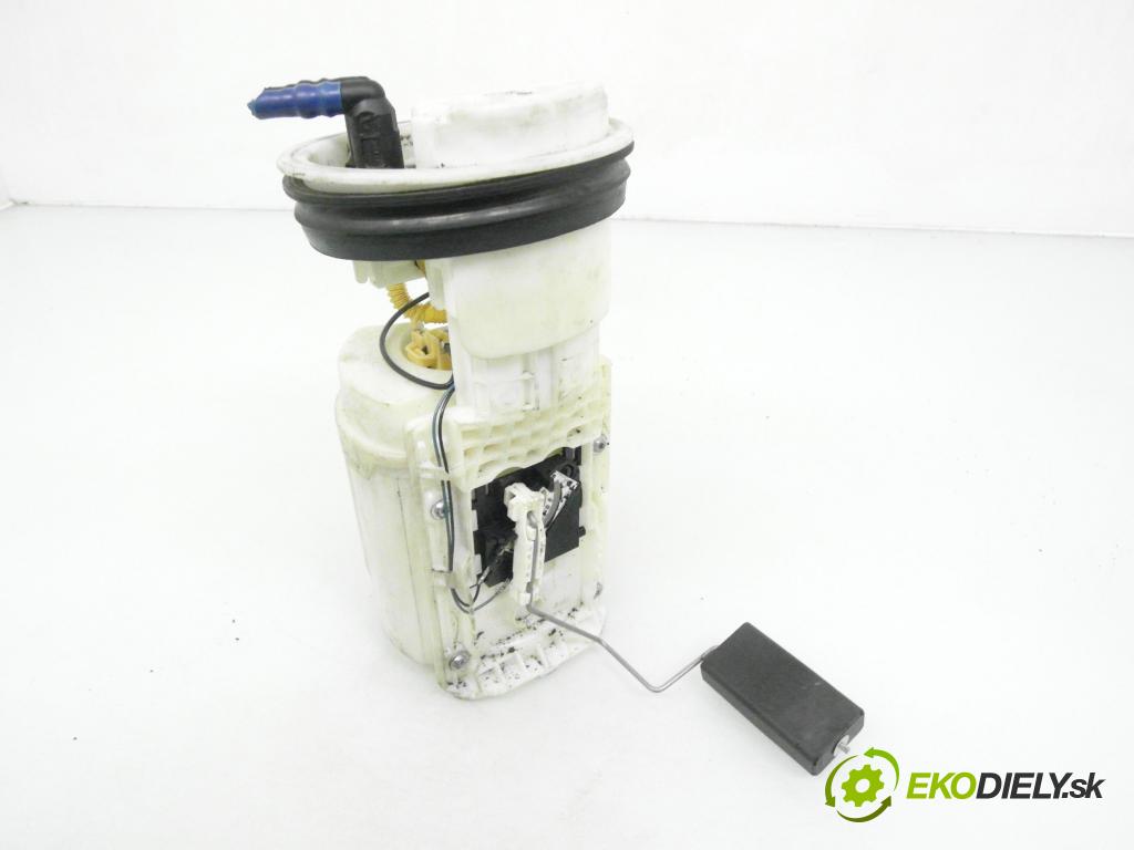 VW GOLF IV (1J1) HB 2001 55,00 1.4 16V - APE 1390,00 Pumpa paliva 1J0919051H ; 228233001003