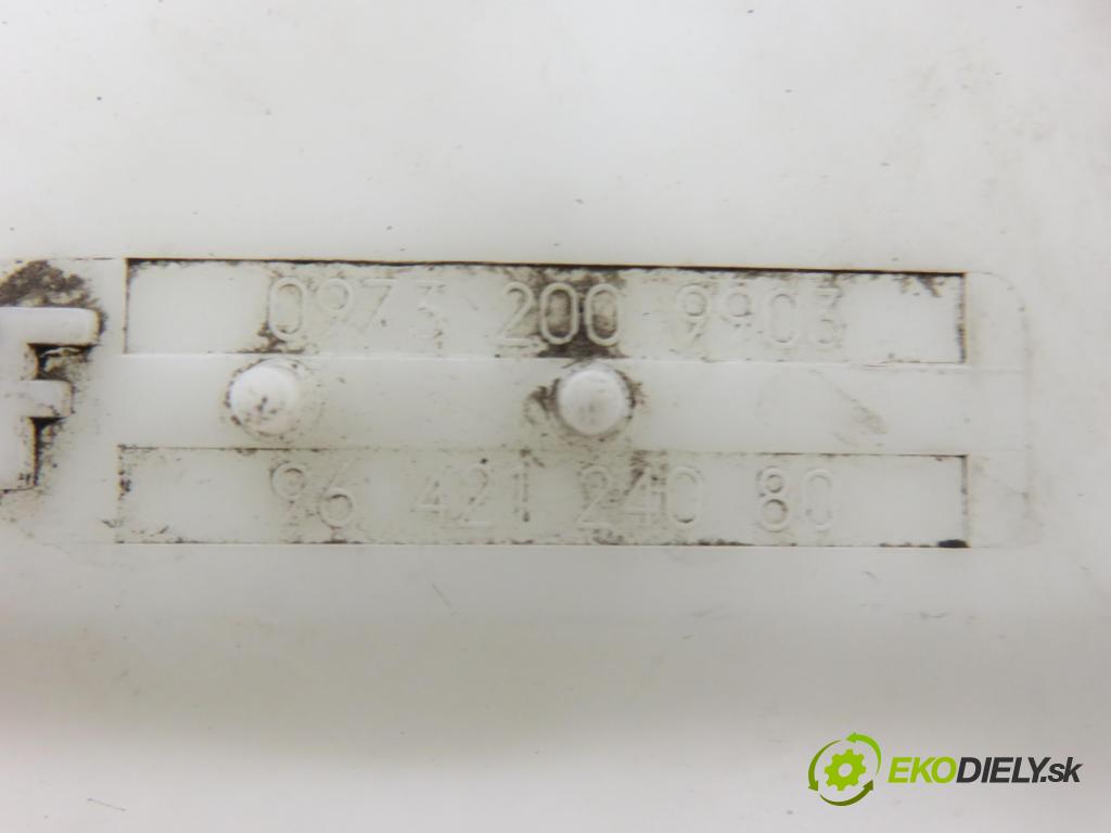 PEUGEOT 206 liftback (2A/C) HB 1999 55,00 1.4 i 75 -  KFX 1361,00 Pumpa paliva 9642124080 ; 09732009903
