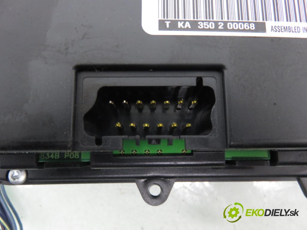 CHRYSLER VOYAGER IV (RG, RS) MINIVAN 2003 108,00 2.4 - EDZ 2429,00 Panel topení KLIMATRONIK P05005018AB